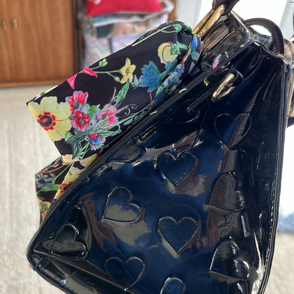Betsey Johnson purse - Picture 2 of 5